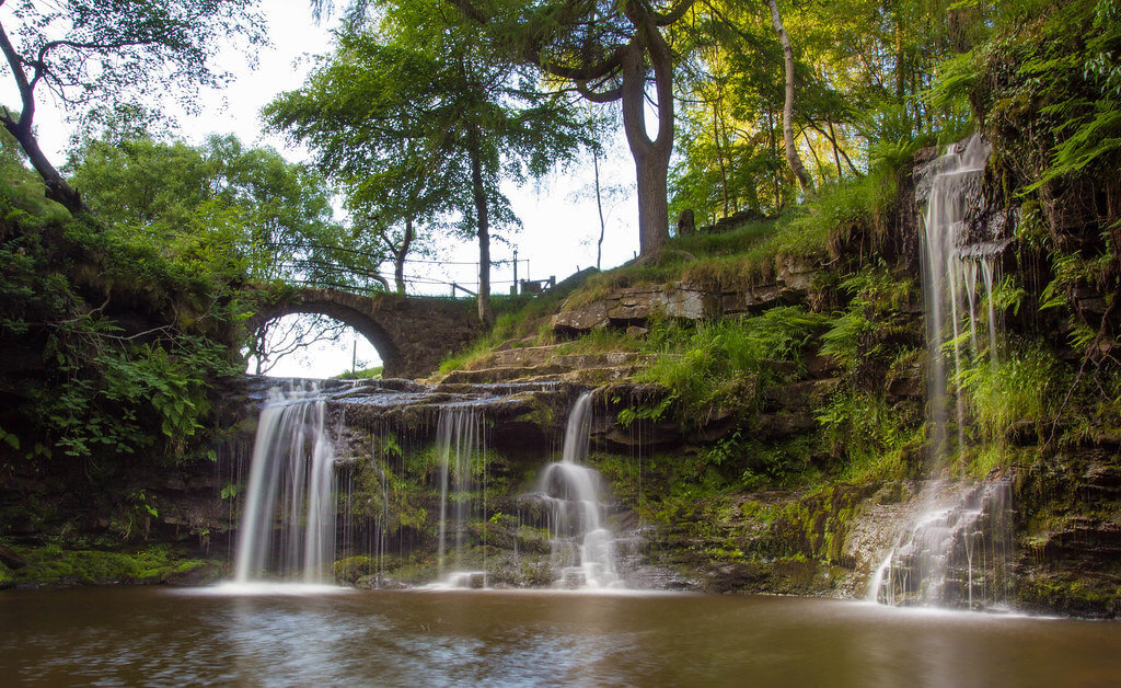 lumbhole falls swimming