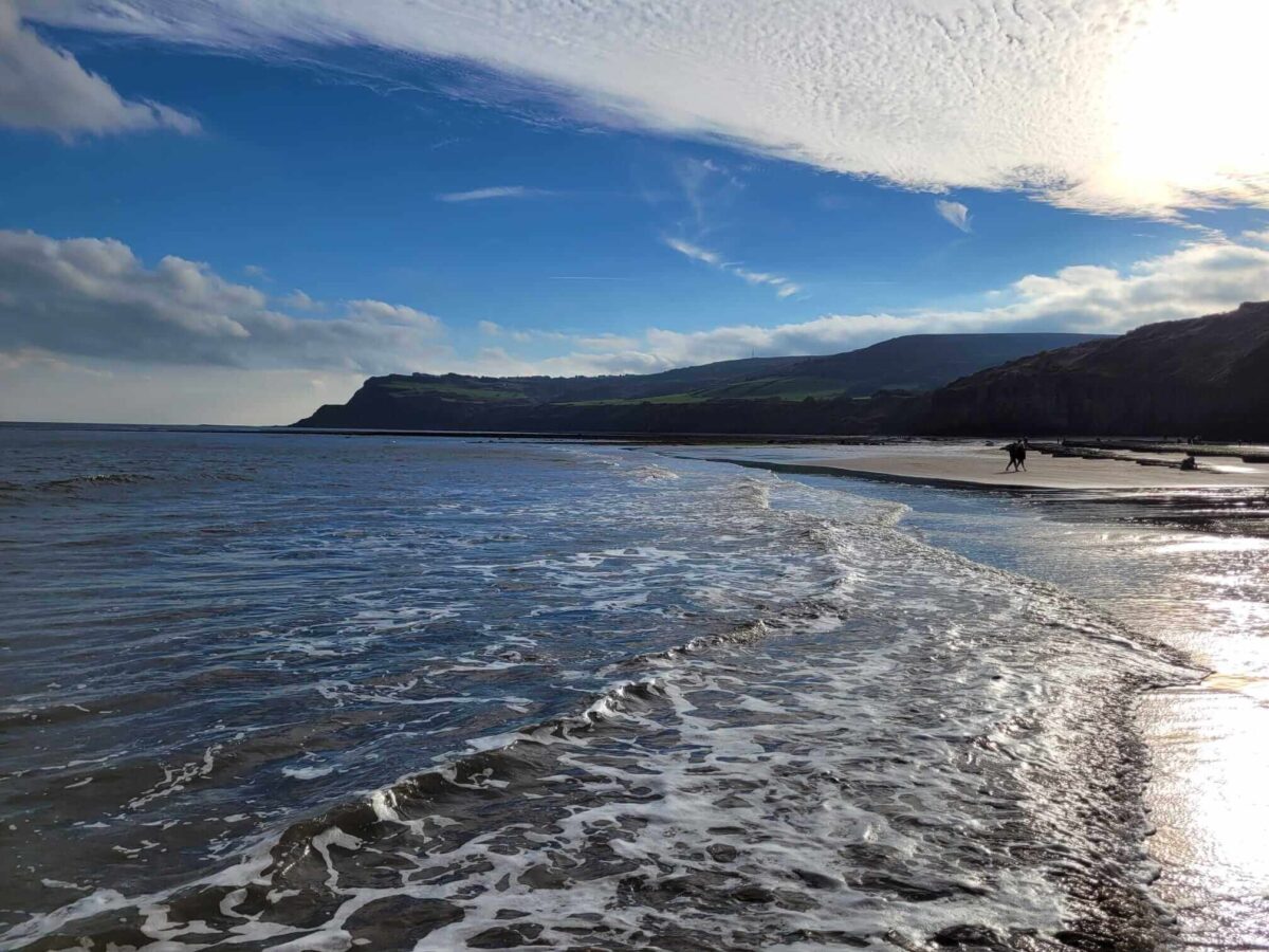 robin hood's beach swimming